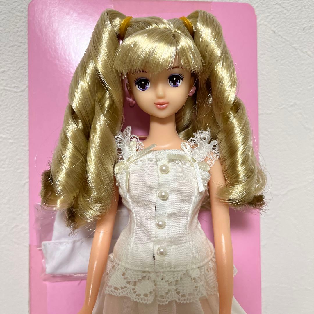 リカちゃんキャッスル　縦ロール　ロベリア