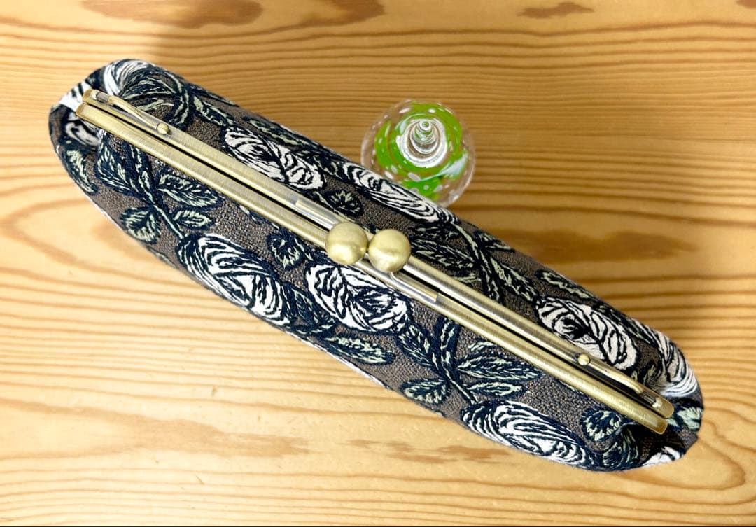 ハンドメイド がま口バッグ ポーチ クラッチ rosy ブラウン　ミナペルホネン
