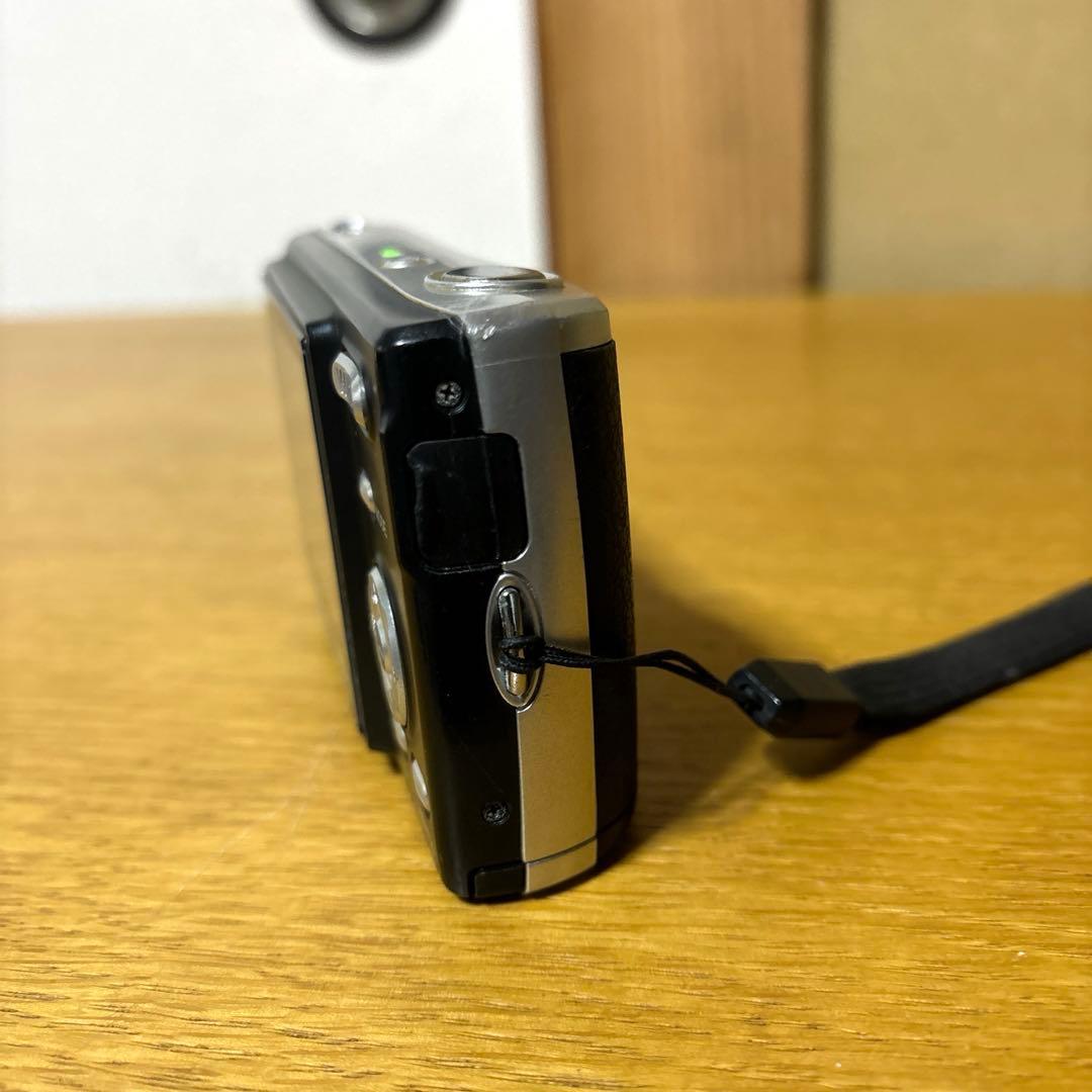 動作品 HITACHI コンパクトデジタルカメラ HDC-901 単3電池稼働