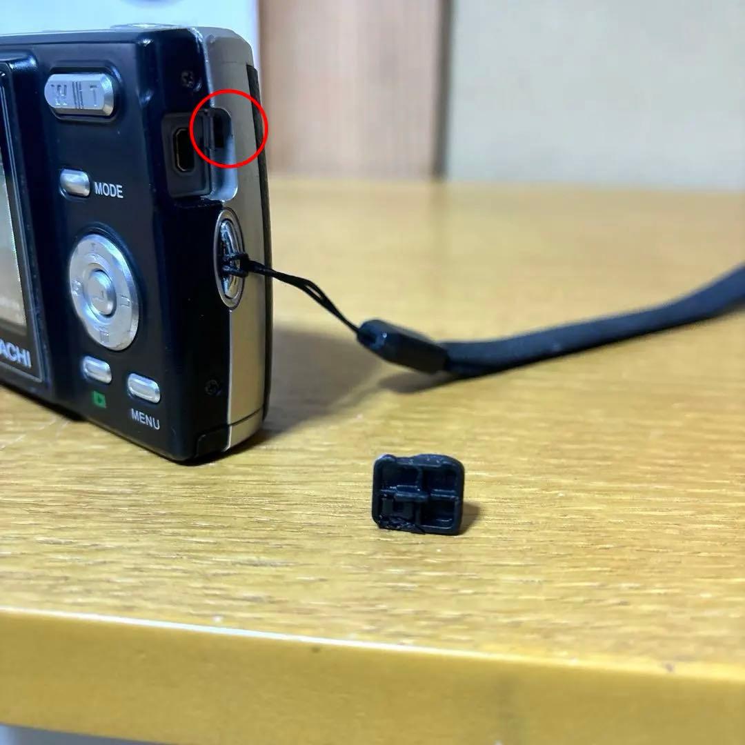 動作品 HITACHI コンパクトデジタルカメラ HDC-901 単3電池稼働