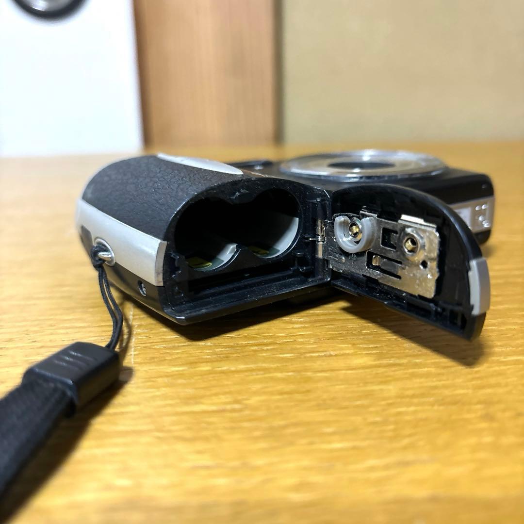 動作品 HITACHI コンパクトデジタルカメラ HDC-901 単3電池稼働