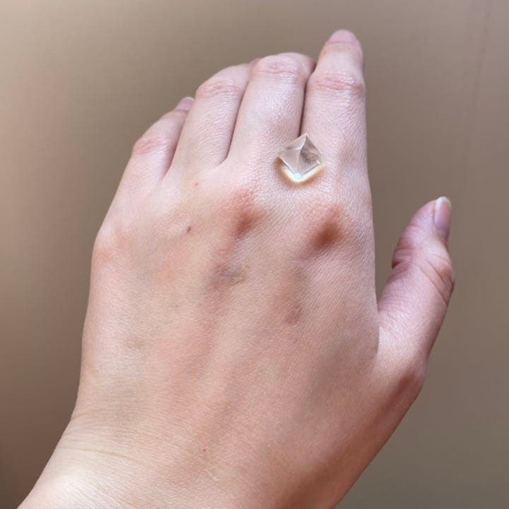 （no.LBY5）リビアングラス シュガーローフカット ルース