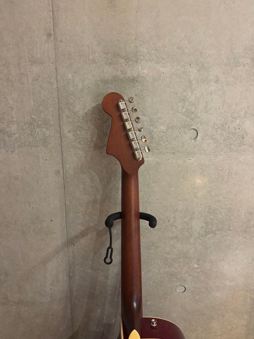 Fender Newporter レッド アコースティックギター