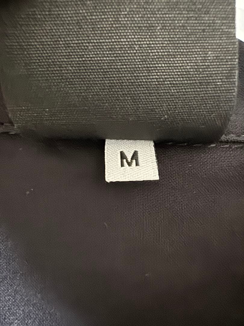 【美品】藤井風　Hehn Records ボタン付きシャツ Mサイズ 黒