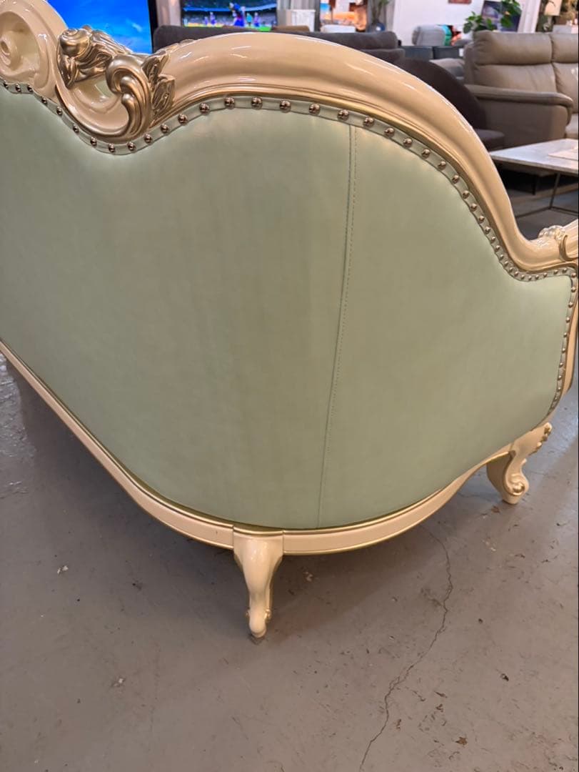 ロココ調　３人用ソファ　猫脚　豪華ソファ