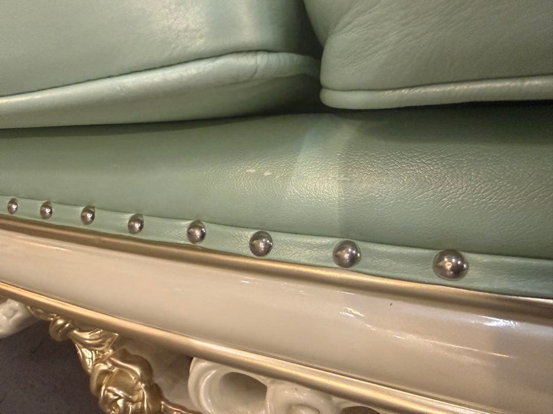 ロココ調　３人用ソファ　猫脚　豪華ソファ