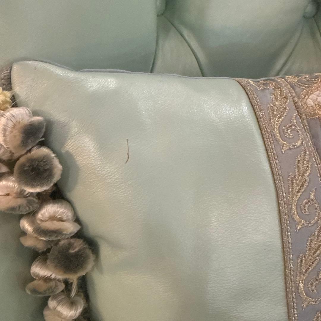 ロココ調　３人用ソファ　猫脚　豪華ソファ