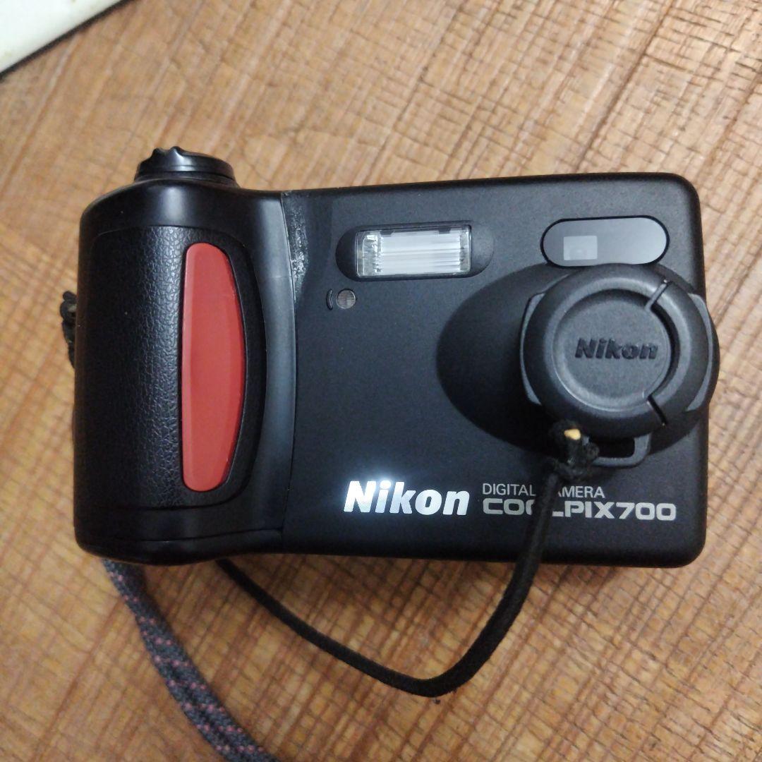 【ジャンク】Nikon COOLPIX 700 デジタルカメラ 本体と取扱説明書