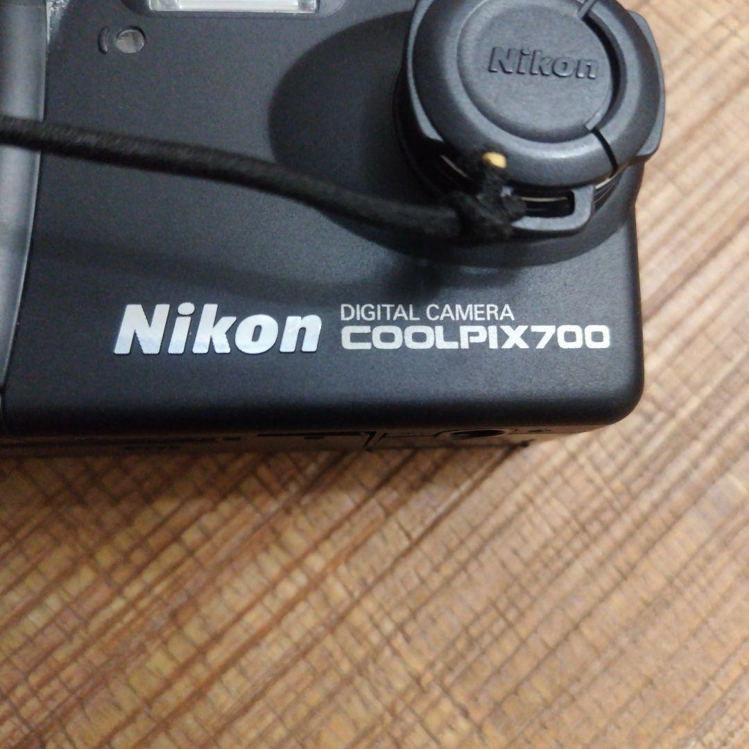 【ジャンク】Nikon COOLPIX 700 デジタルカメラ 本体と取扱説明書