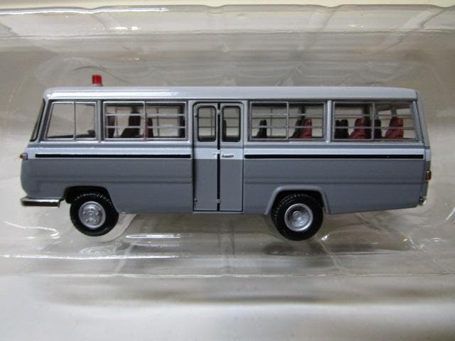 トミカLVネオ/新品封印未開封 LV-N52a ニッサンシビリアン護送車 2台