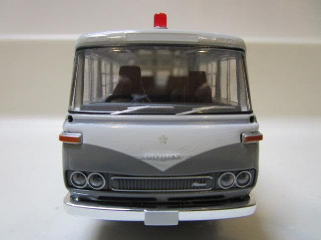 トミカLVネオ/新品封印未開封 LV-N52a ニッサンシビリアン護送車 2台