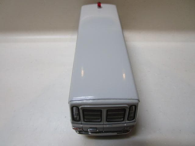 トミカLVネオ/新品封印未開封 LV-N52a ニッサンシビリアン護送車 2台