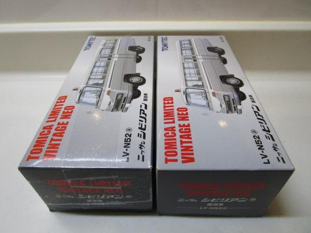 トミカLVネオ/新品封印未開封 LV-N52a ニッサンシビリアン護送車 2台