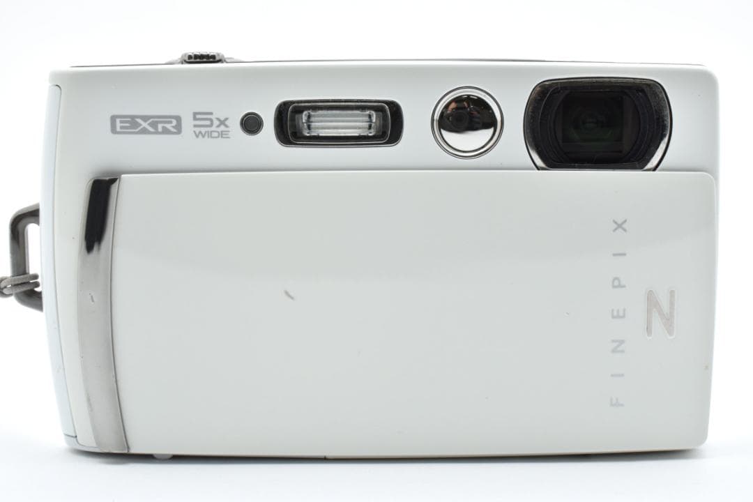 【美品】FUJIFILM FINEPIX Z1100EXR ホワイト　動作確認済