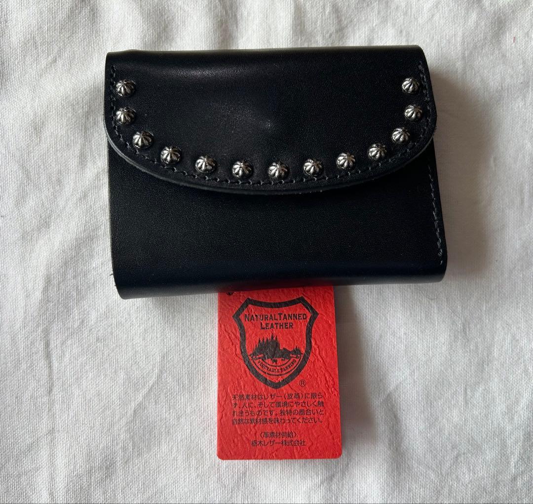 栃木レザー　コンパクト財布　スタッズ財布　日本製　WL-002-st1 ハトメ