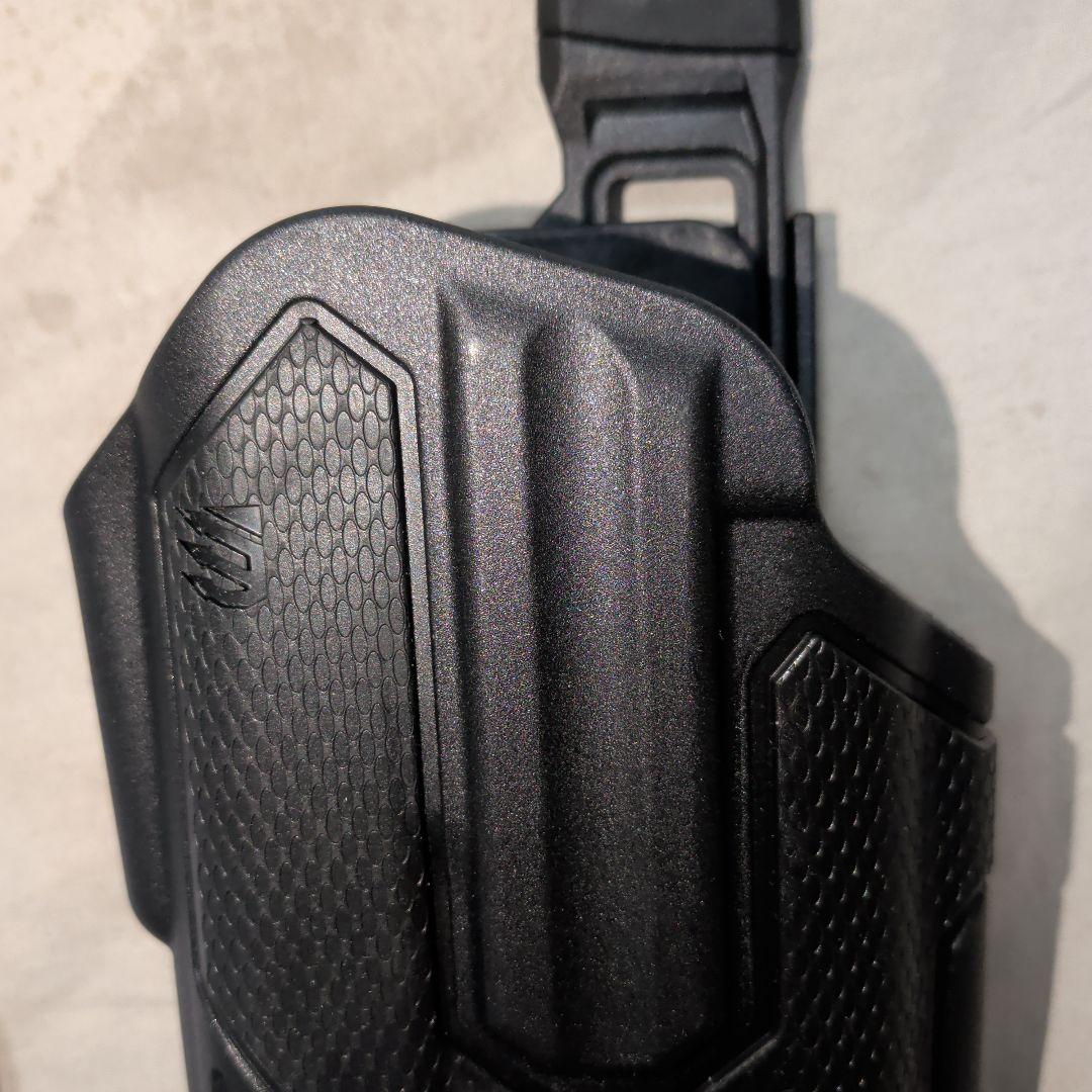 BLACKHAWK OMNIVORE　ホルスター X300 / X300U-A