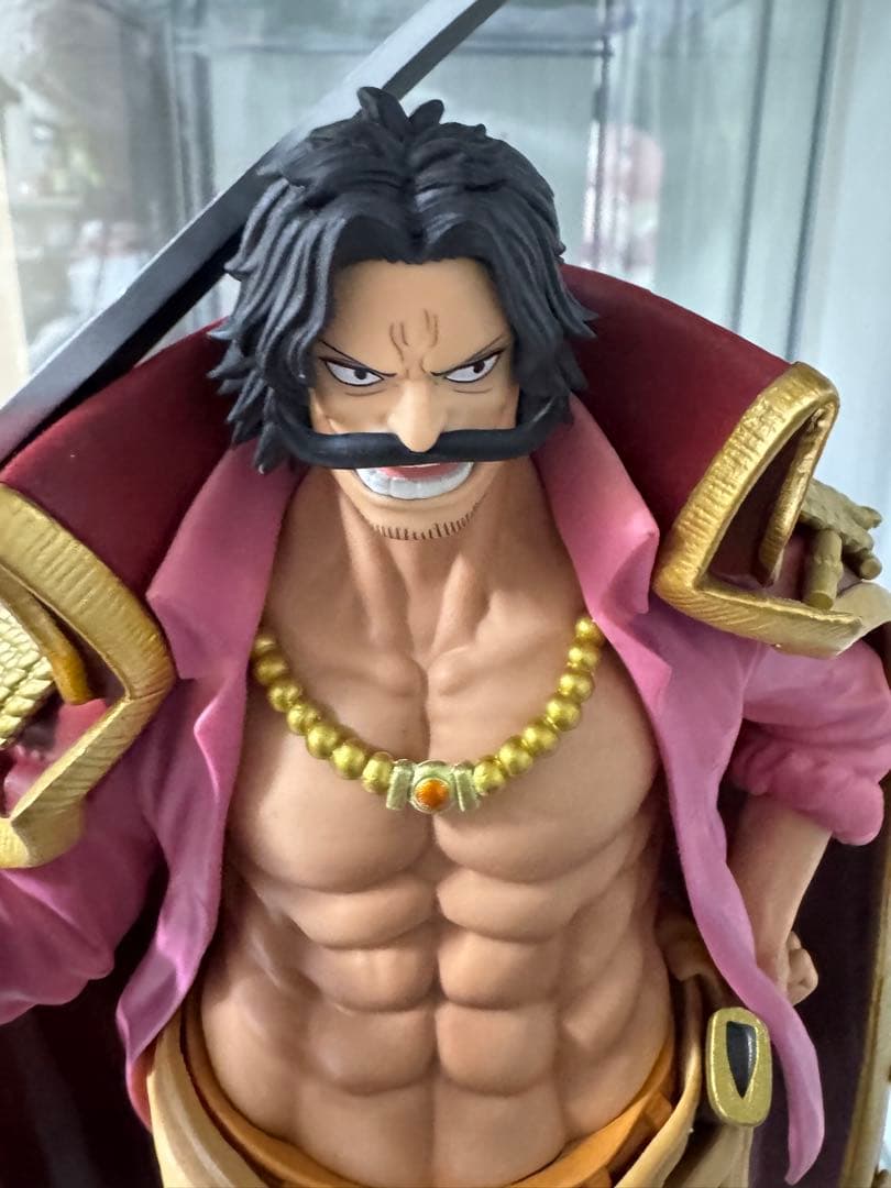 バンプレくじ　ロジャー　ゾロ　フィギュア