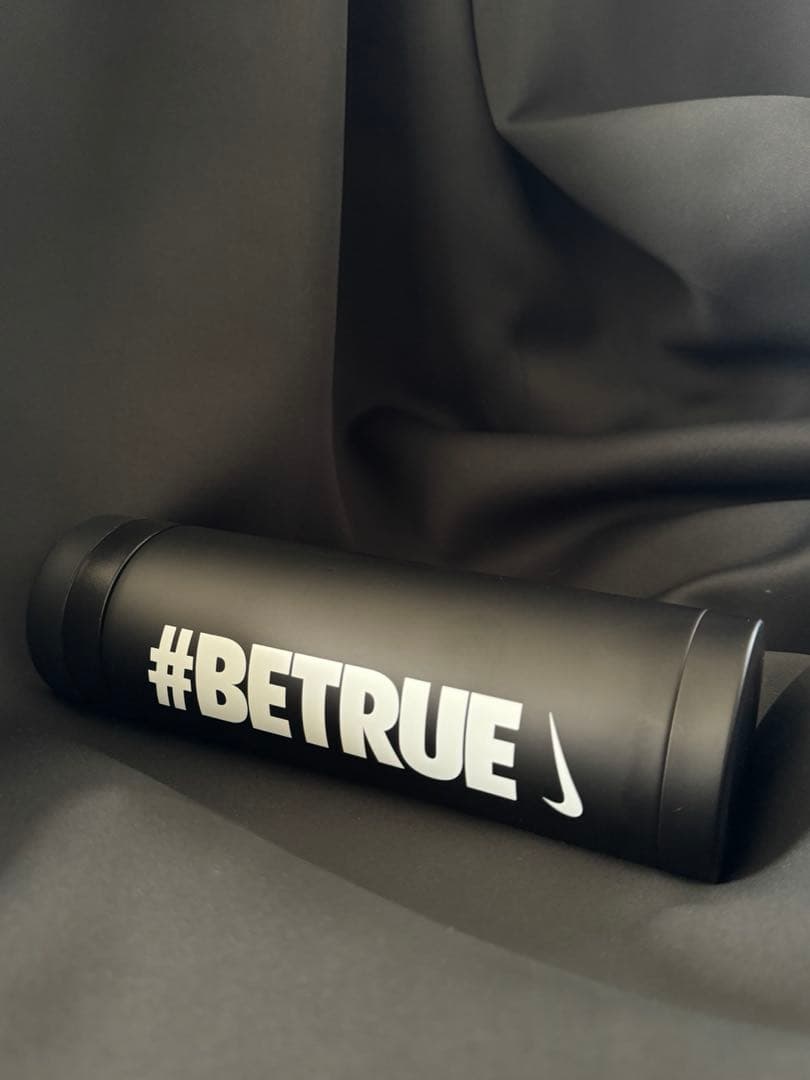 新品ナイキ #BETRUE ステンレスボトル　水筒 ブラック500ML
