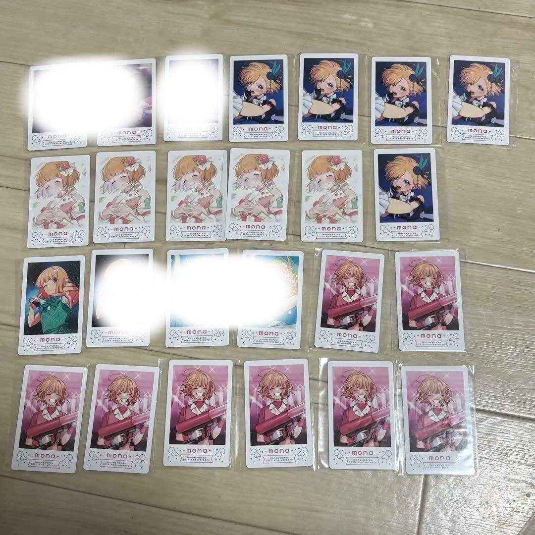 mona ワンマングッズ