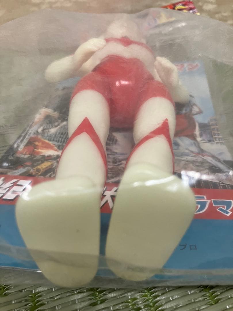 マルサンソフビ　ウルトラマン450 蓄光版 ゴールドアイ