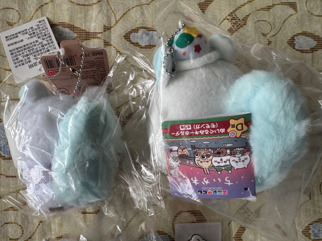 モモンガ　ちいかわベイビー　ぷっくりアクリルマグネット　モモンガだらけ　クロミ