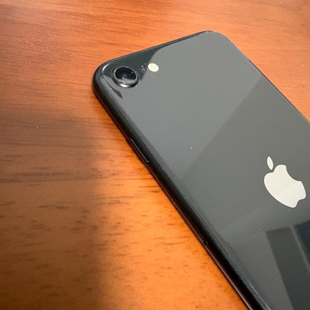 SIMフリー iPhone SE2 第2世代 64GB ブラック Black