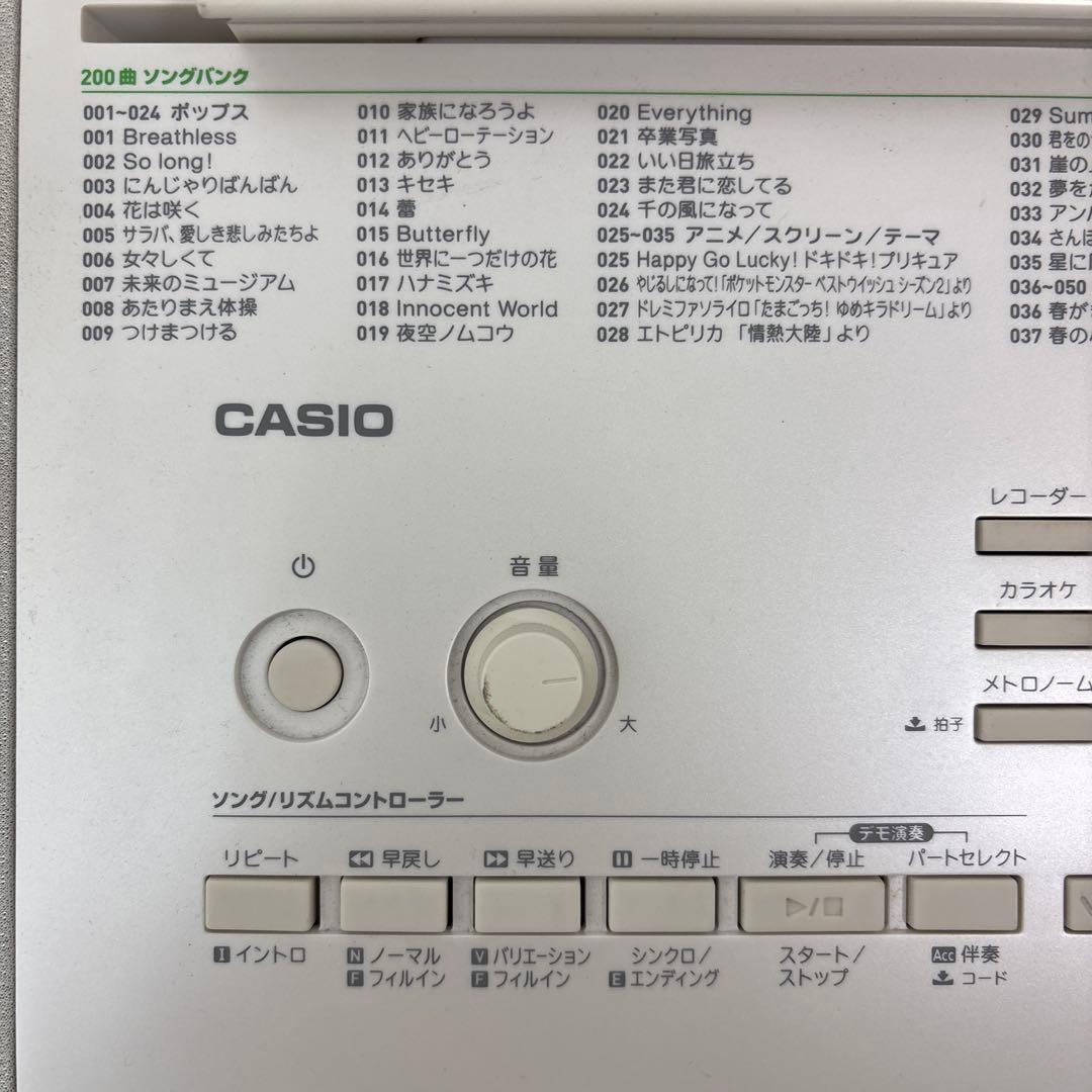 CASIO 電子ピアノ LK218 光ナビゲーション　キーボード　マイク付き