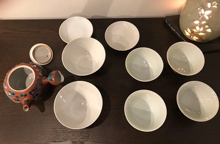 【骨董品】九谷焼　木米　急須1個・蓋付茶碗2個・湯呑茶碗4個