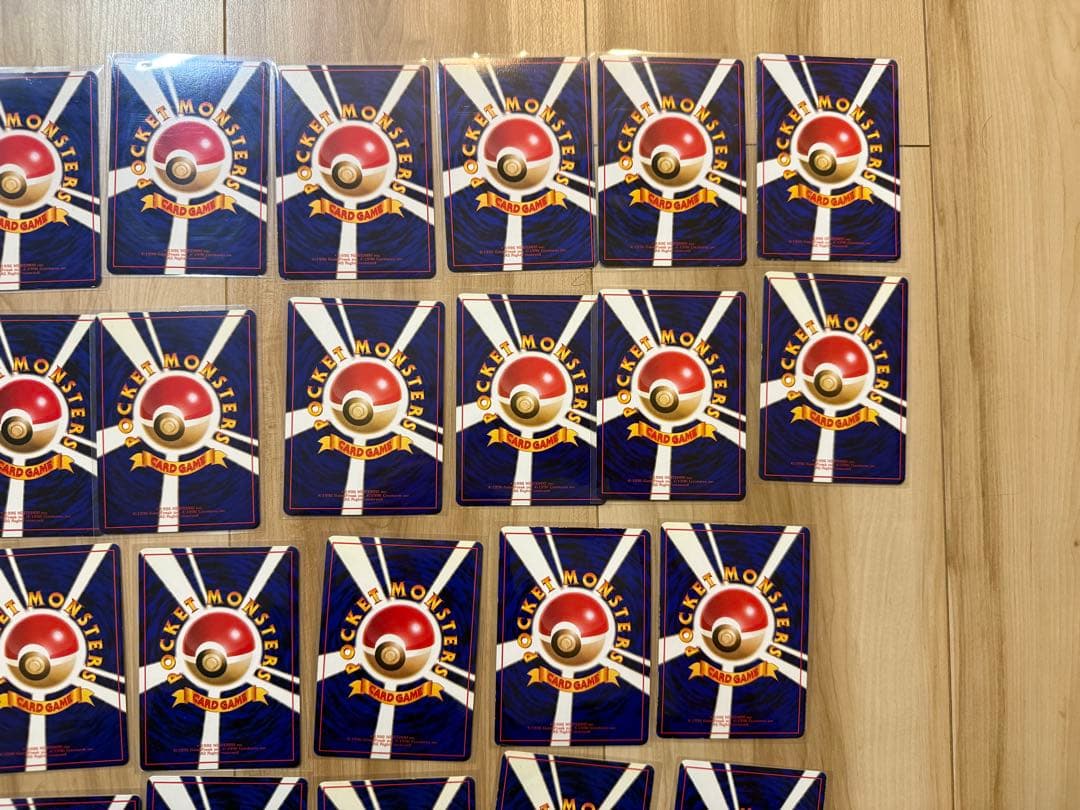 ア*ー様 【旧裏】ポケモンカードゲーム 拡張シート 赤版 青版 緑版 ヒトカゲ