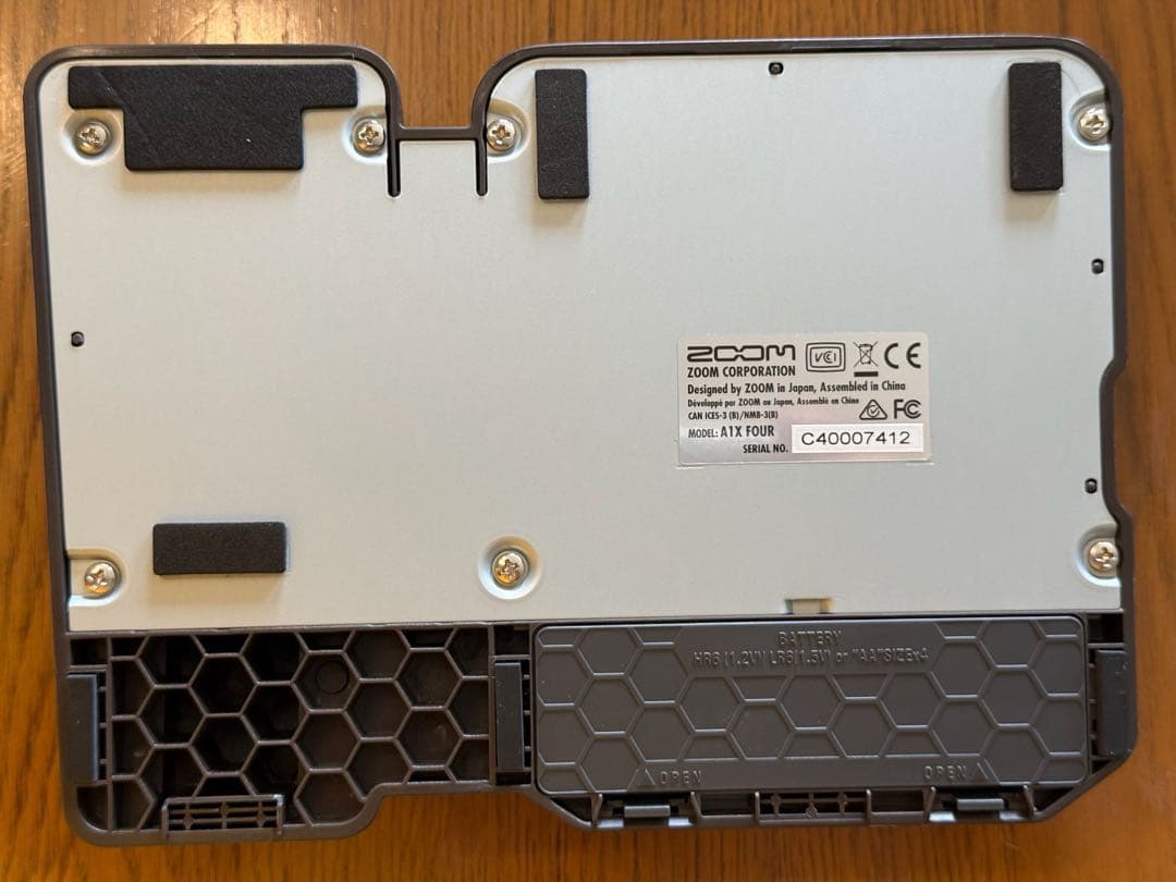【新同】ZOOM A1X FOUR アコースティック用マルチエフェクター
