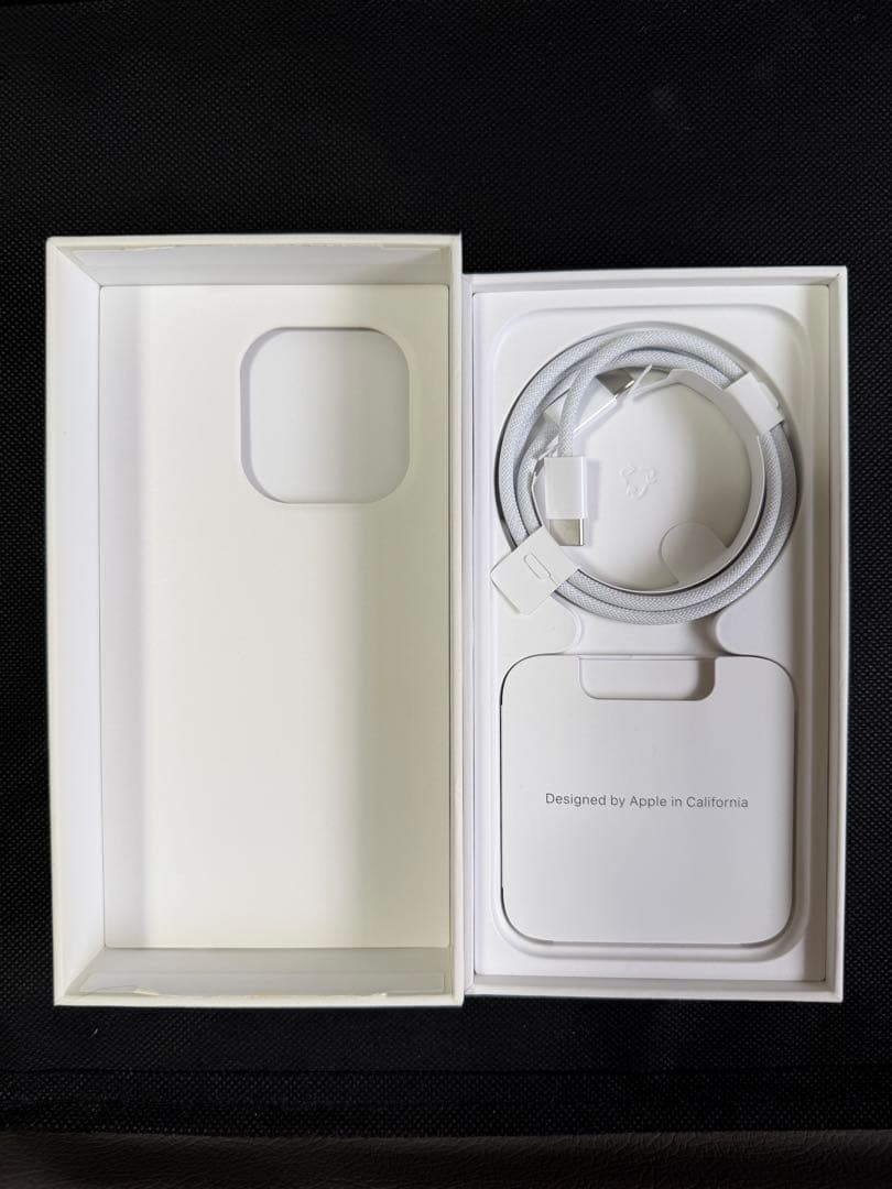 スマートフォン本体 iPhone 15 Pro 256GB