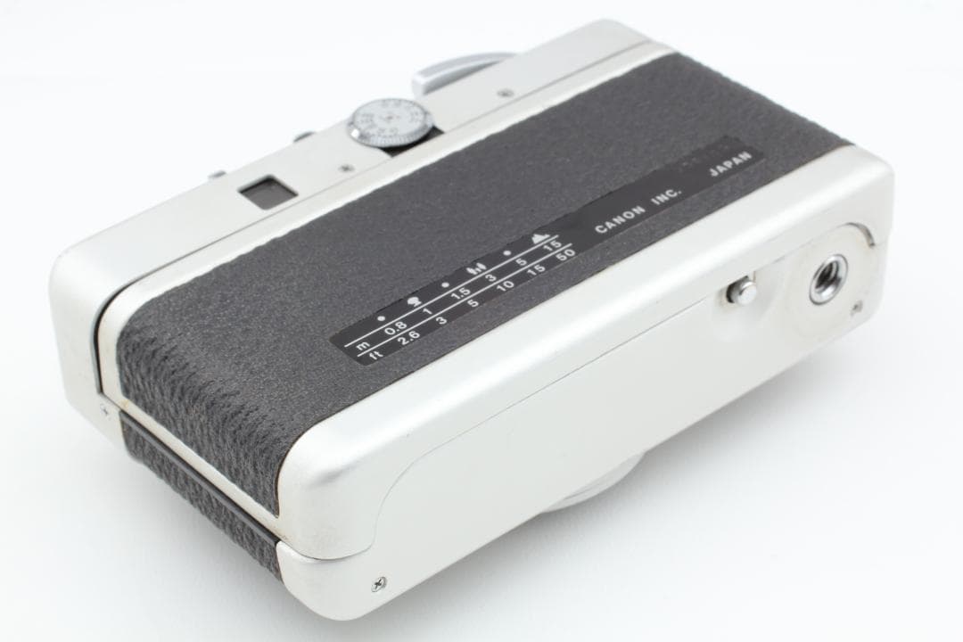 ウサ　Canon Demi EE28 35mmハーフフカメラ