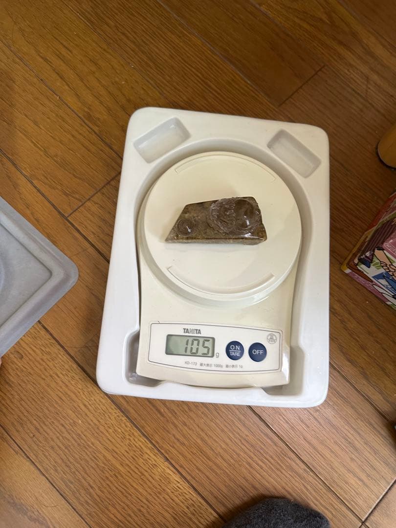 ルチル　置物　ロングイ　台座つき！