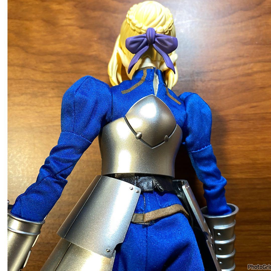 RAH リアルアクションヒーローズ　セイバー　Fate アルトリア