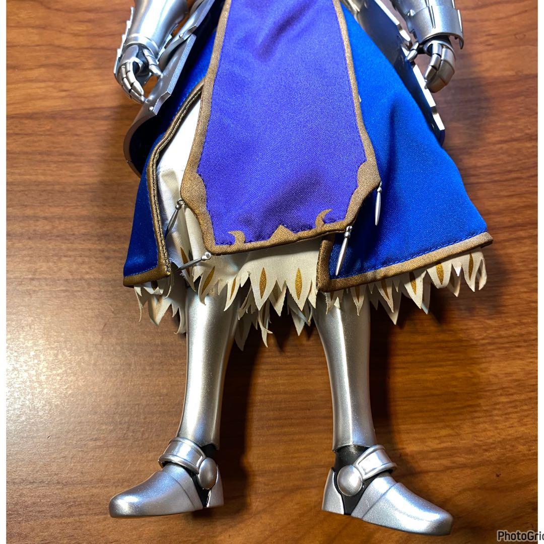 RAH リアルアクションヒーローズ　セイバー　Fate アルトリア
