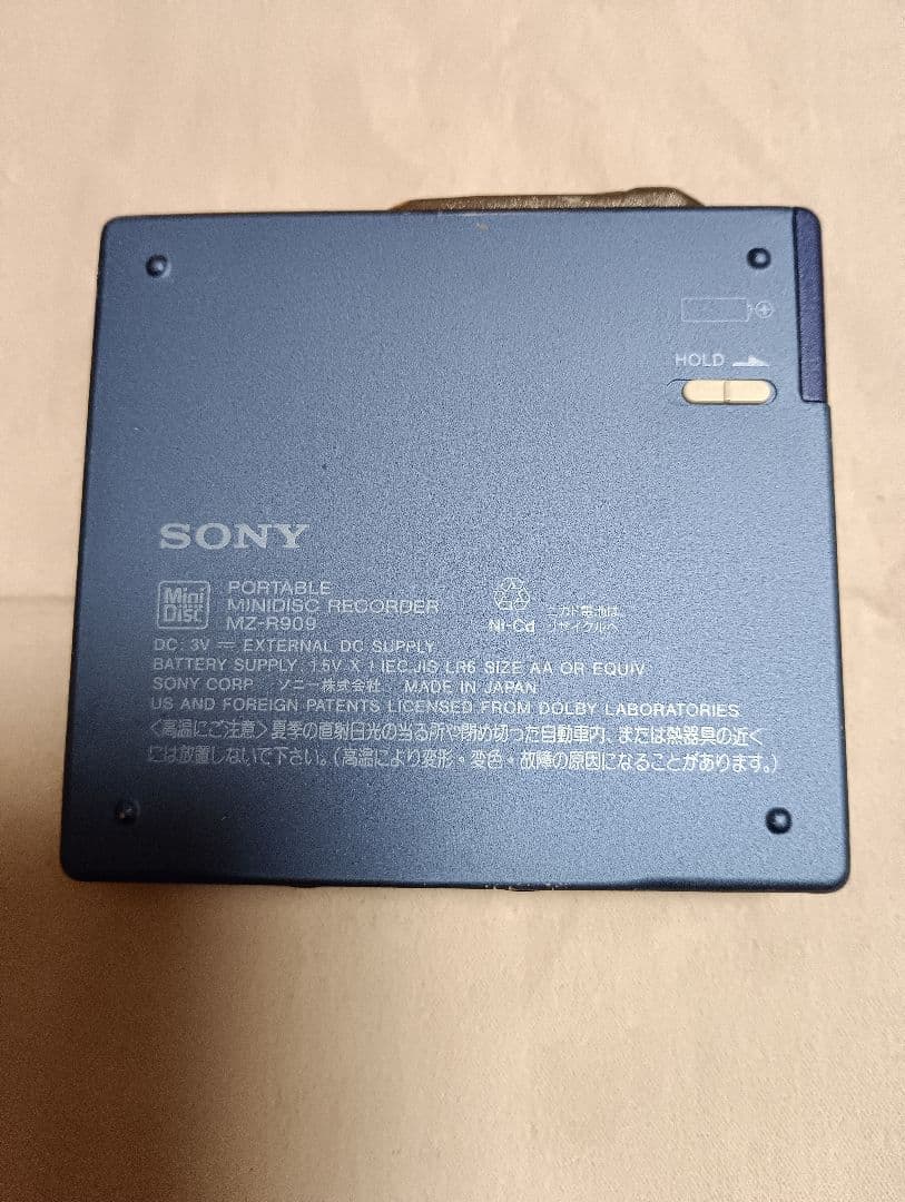 SONY ポータブルMDレコーダー MZ-R909
