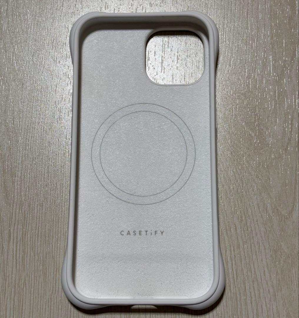 ケースティファイ ウェーブシリコン ホワイト iPhone15