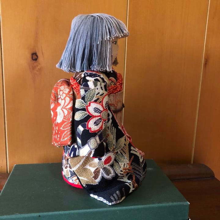 古布縮緬細工人形　創作人形　古布手作り細工物