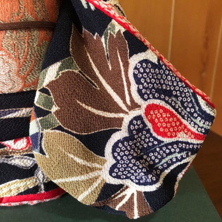 古布縮緬細工人形　創作人形　古布手作り細工物