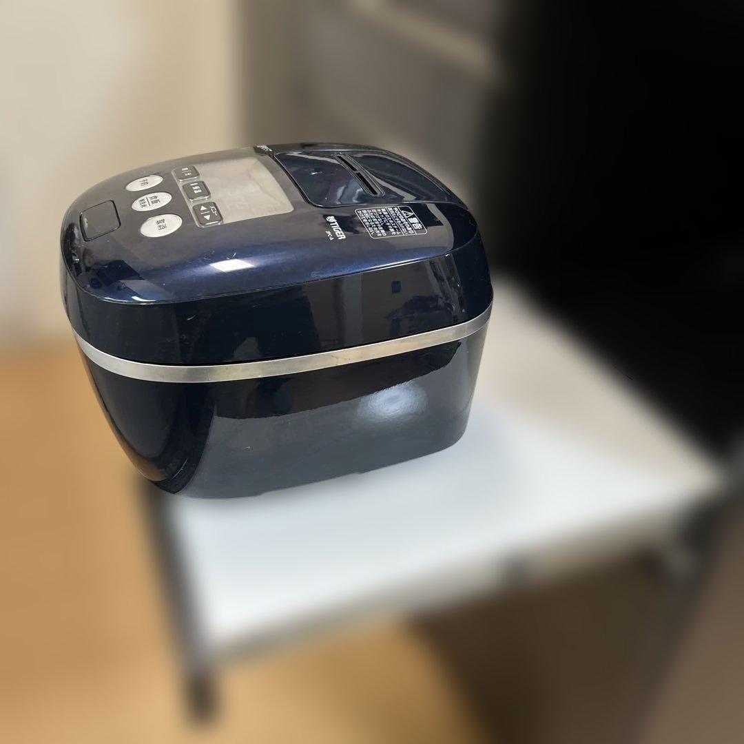 キッチンカウンター　キッチンボード　食器棚　東京インテリア