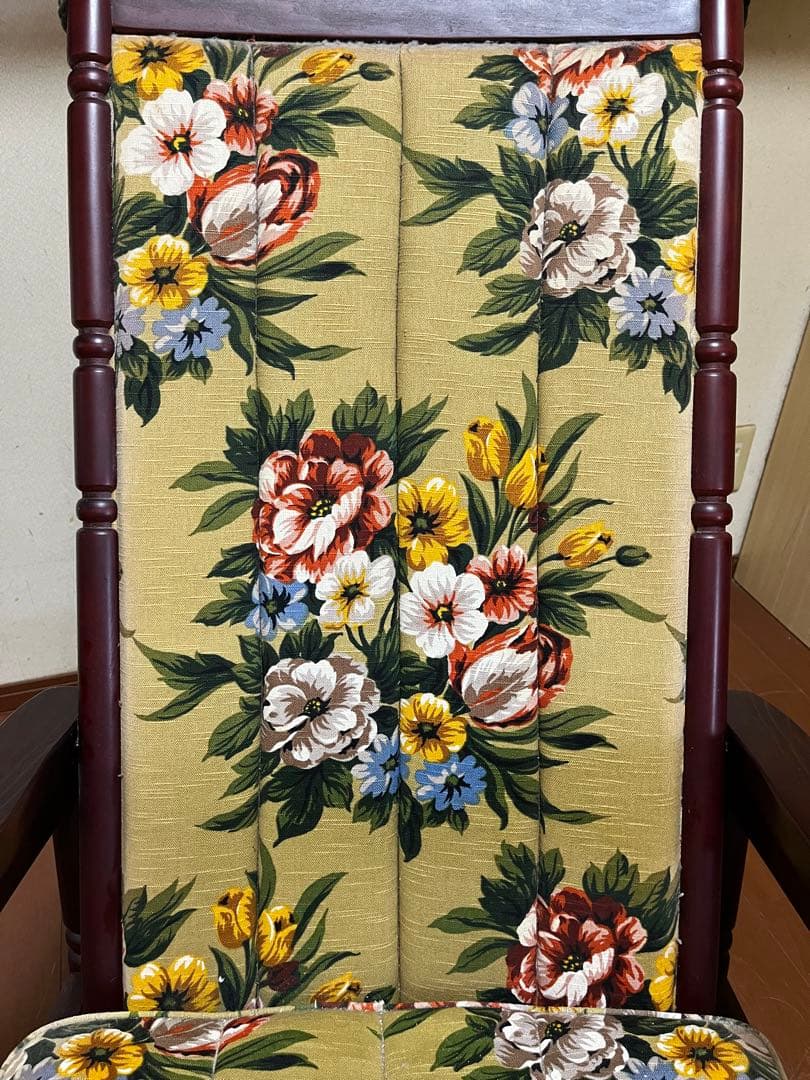 【ワンプライス】【ビンテージ】ロッキングチェア　背もたれクッションダブル付き