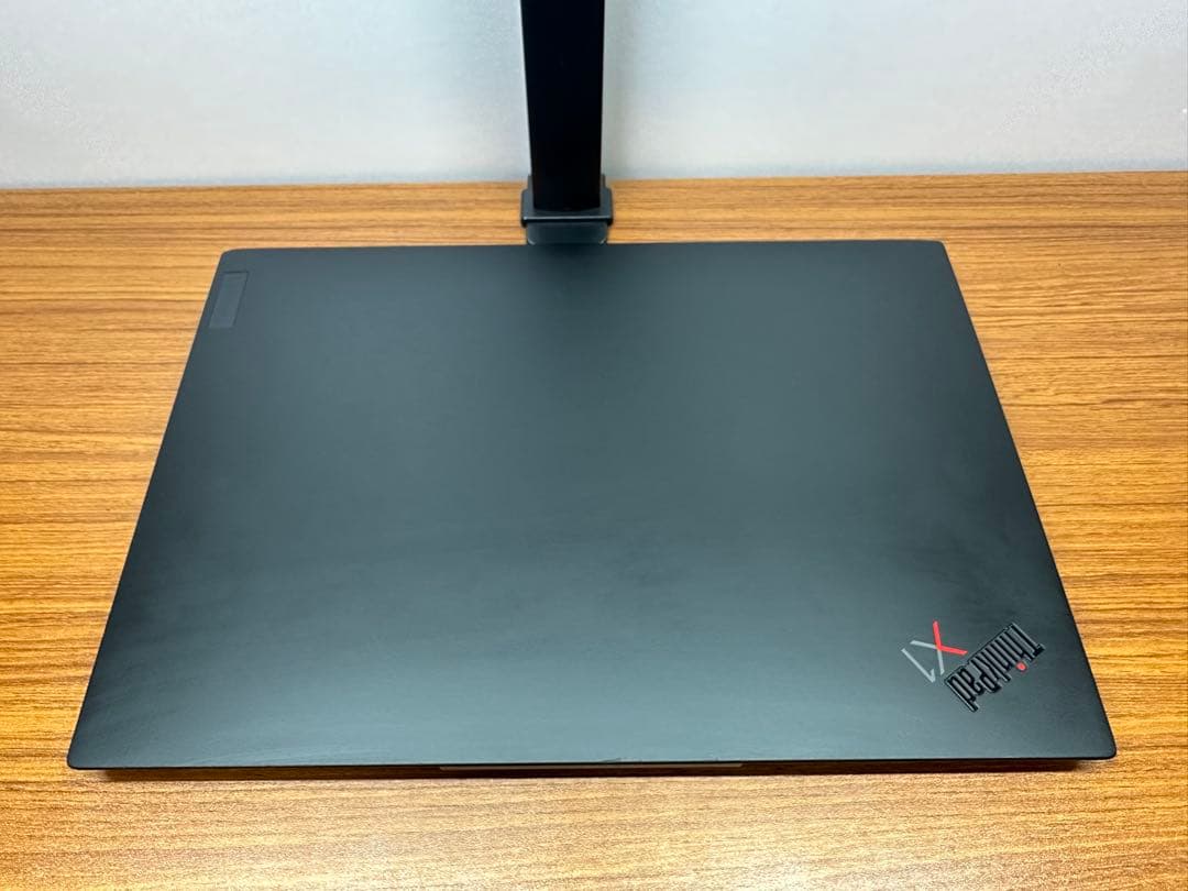 Windowsノート本体 X1 Carbon Gen10 2022 i5-1240 16Gb 256 4G