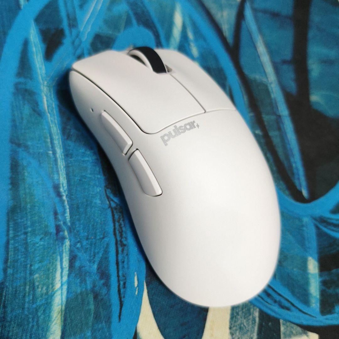 pulsar xlite v3 ホワイト