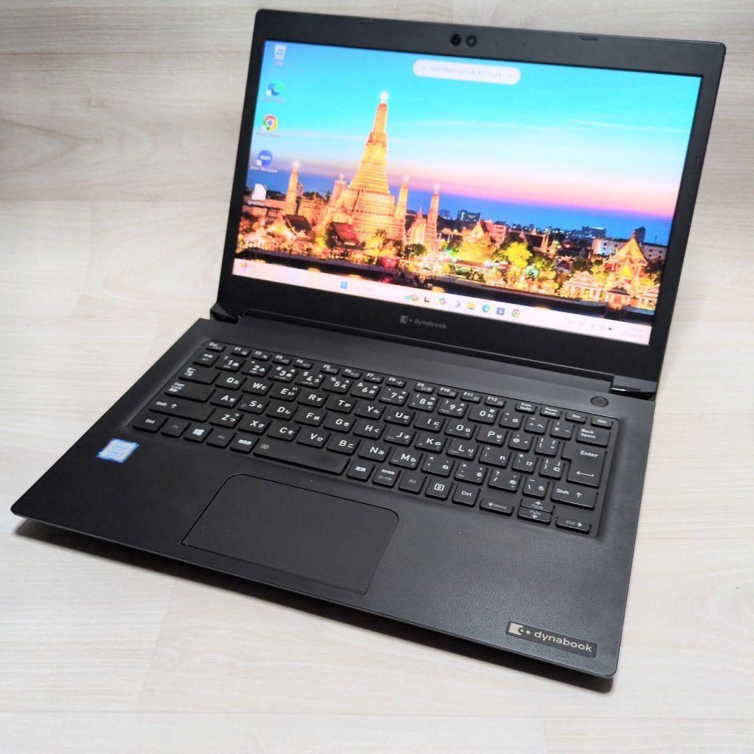 ノート パソコン 第8世代 i5 8GB 256GB 液晶 13.3 D004