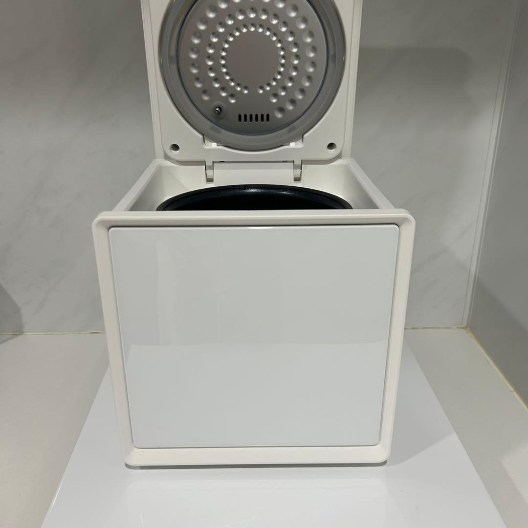 極美品 山善 マイコン炊飯ジャー 4合炊き YJS-CM072(W）おしゃれ家電