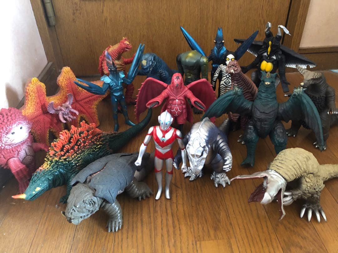 ウルトラマン パワードモンスター ソフビ パワードドラコ サイコバルタン