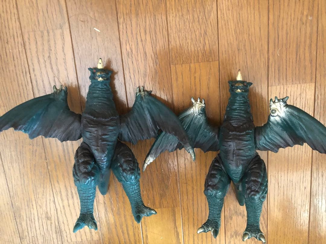 ウルトラマン パワードモンスター ソフビ パワードドラコ サイコバルタン