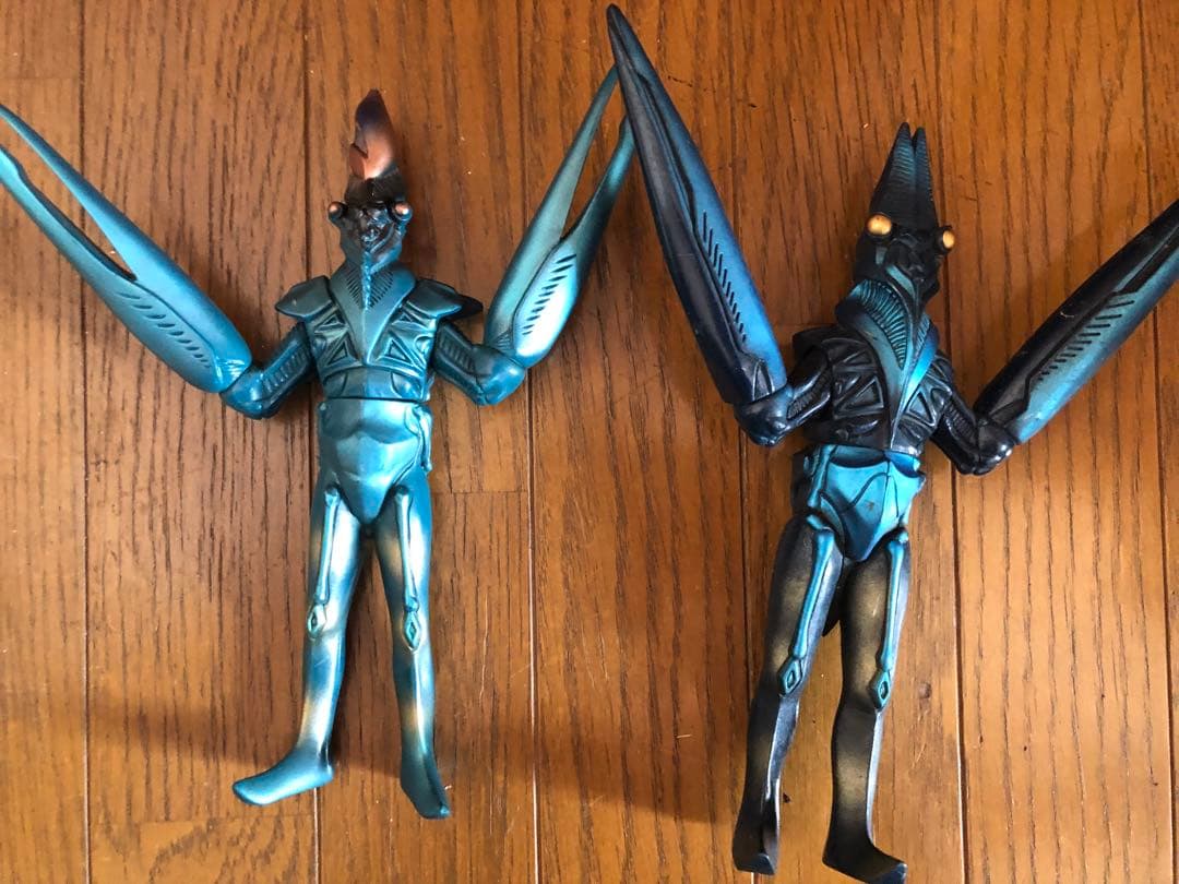 ウルトラマン パワードモンスター ソフビ パワードドラコ サイコバルタン