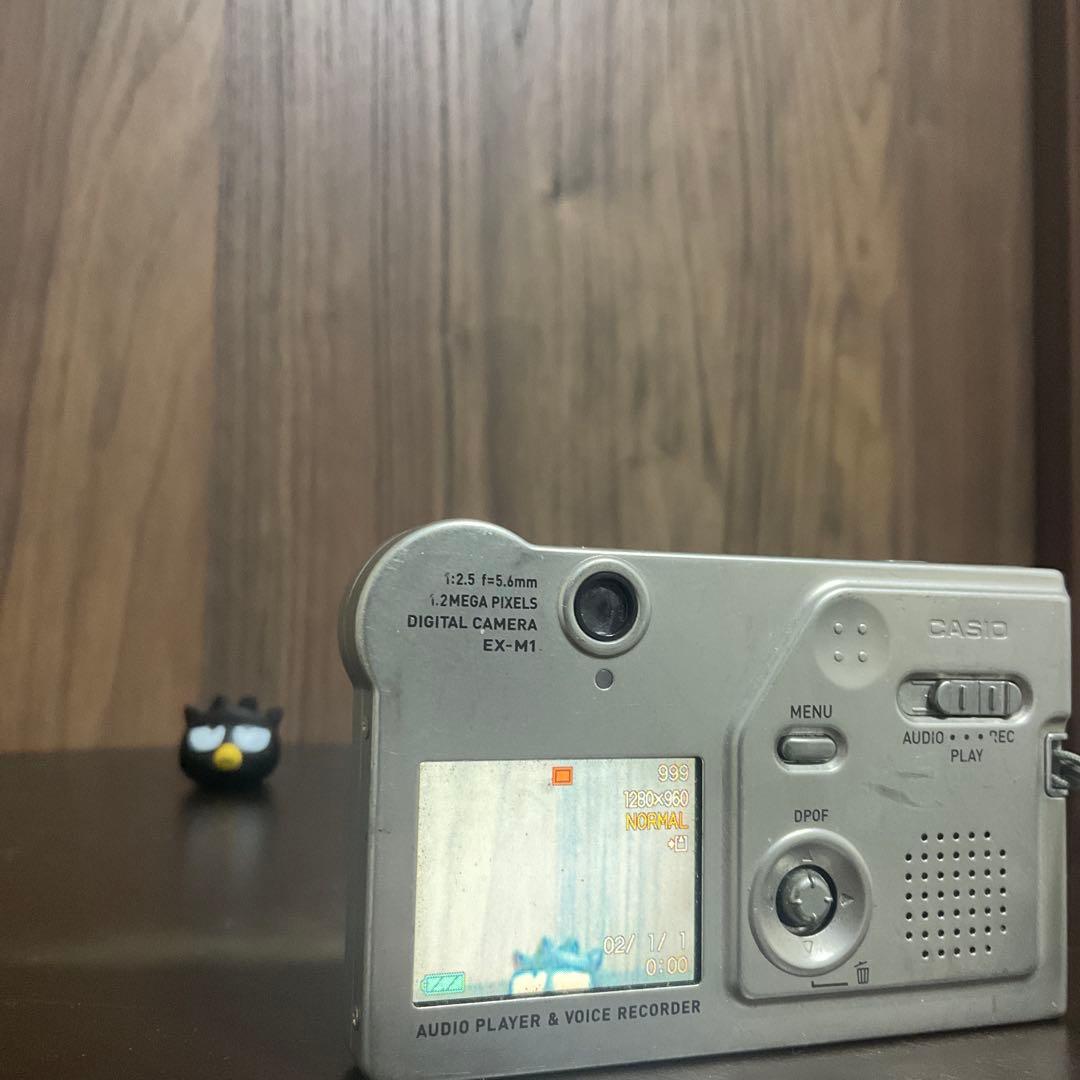 デジタルカメラ Casio EXILIM EX-M1