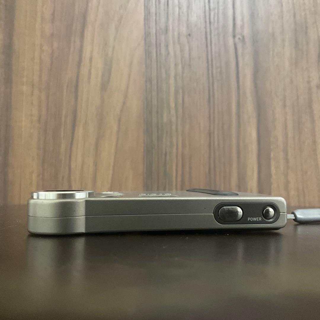 デジタルカメラ Casio EXILIM EX-M1